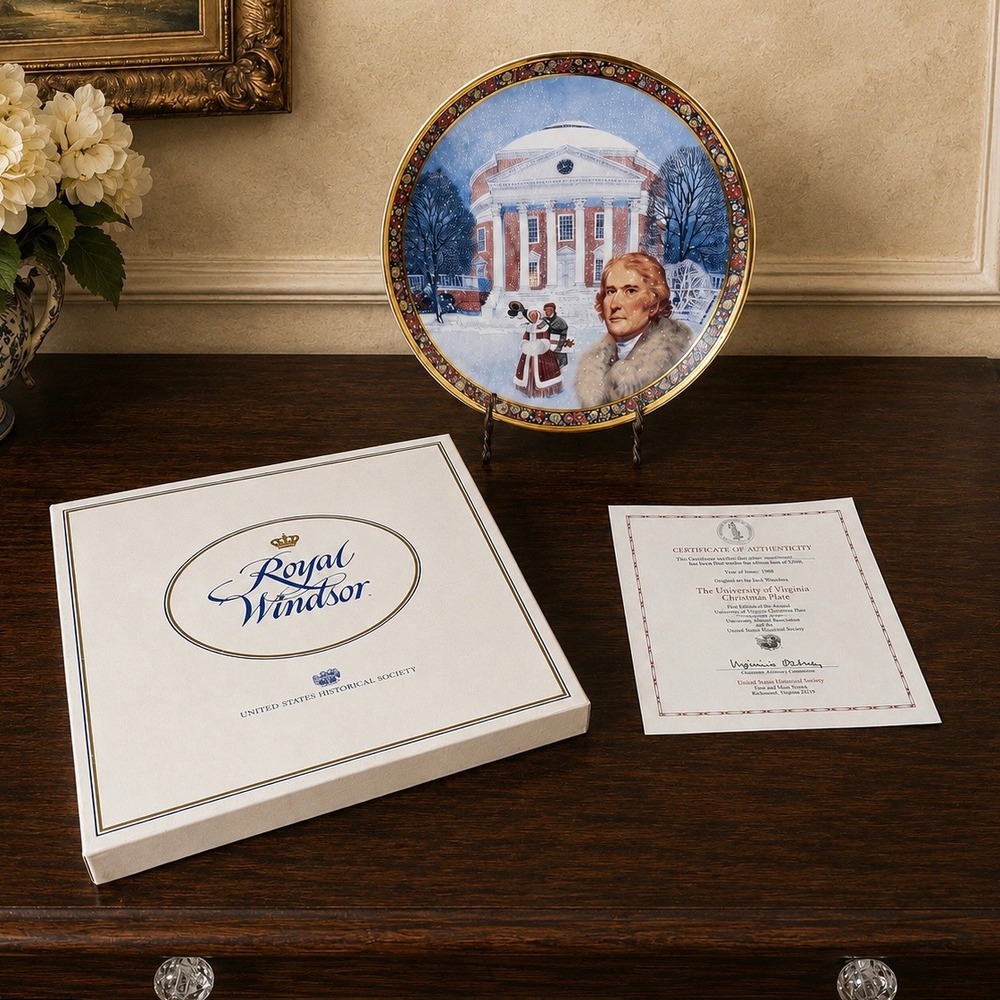 Royal Windsor 1988 University of Virginia Christmas Plate Jack Woodson UVA COA